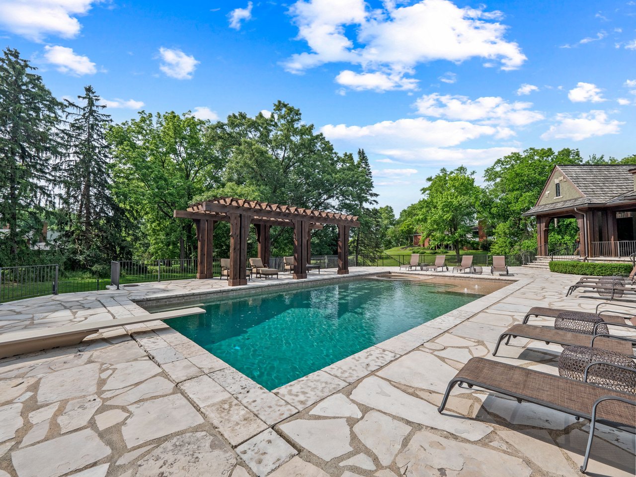 26565 Scenic Drive