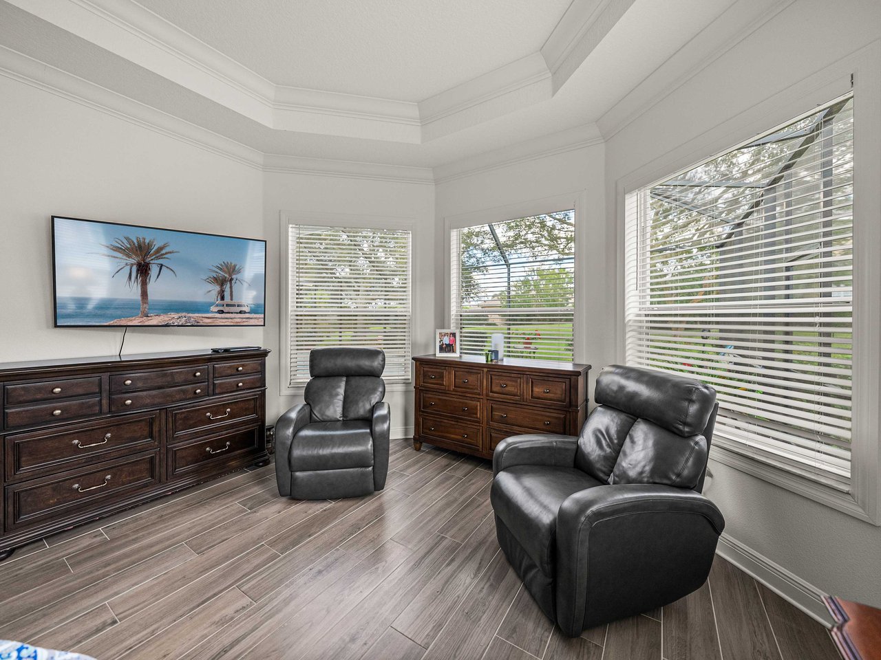 13228 THOROUGHBRED DR