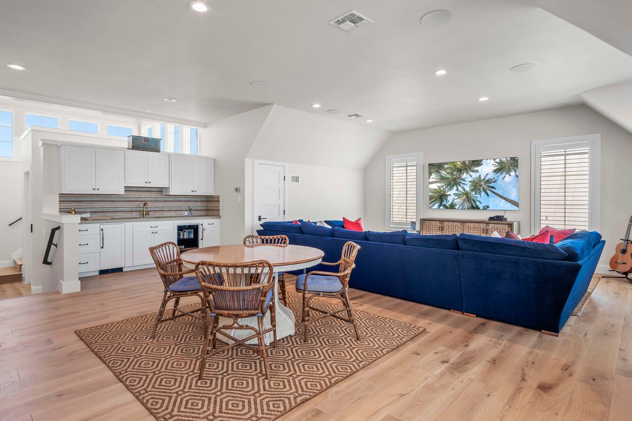 Lakeshore Street ~ Custom Residence 