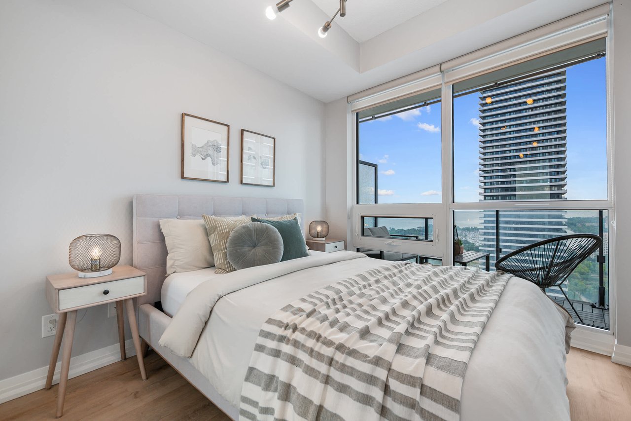 59 Annie Craig Drive #2807
