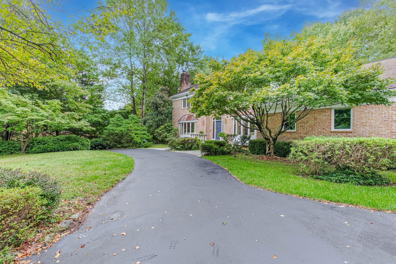9225 Vendome Drive, Bethesda MD 20817