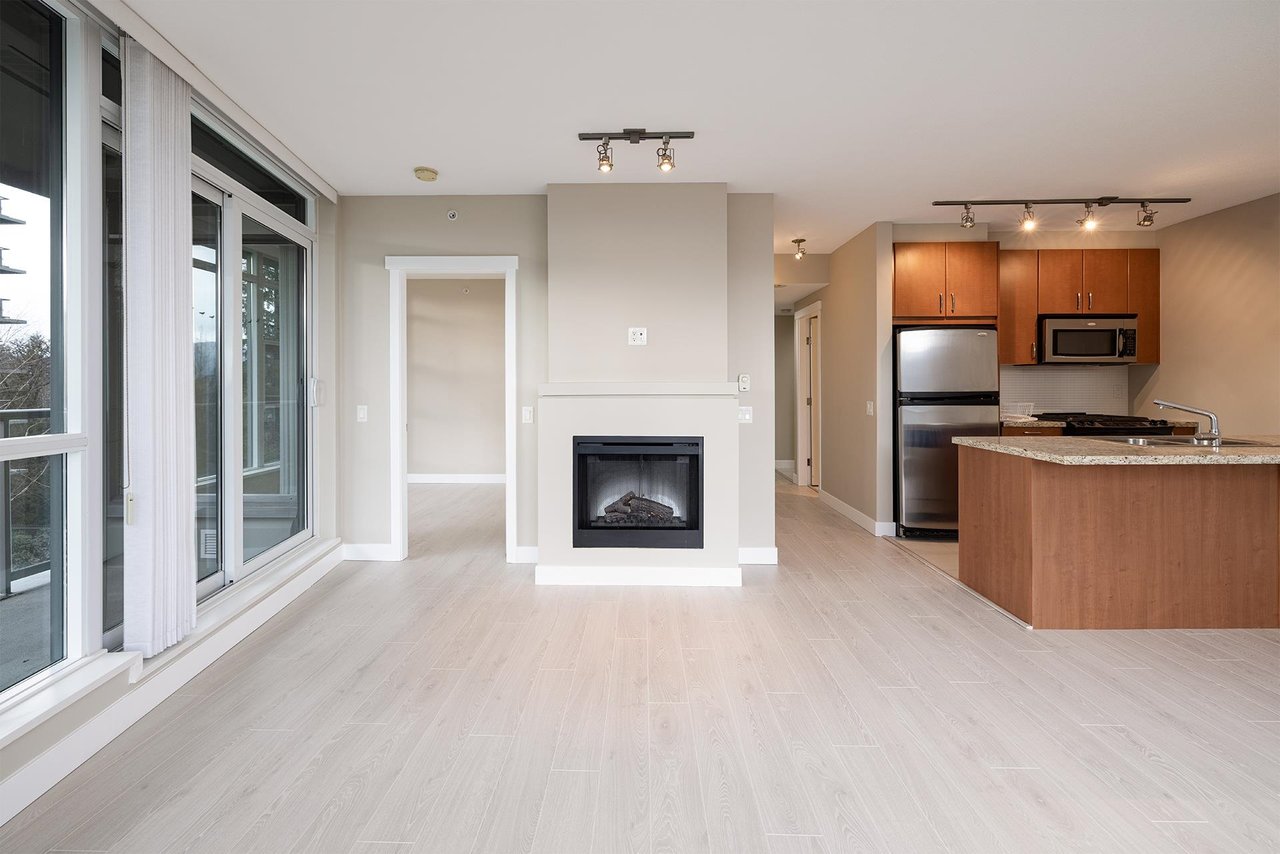 507-9222 University Cres