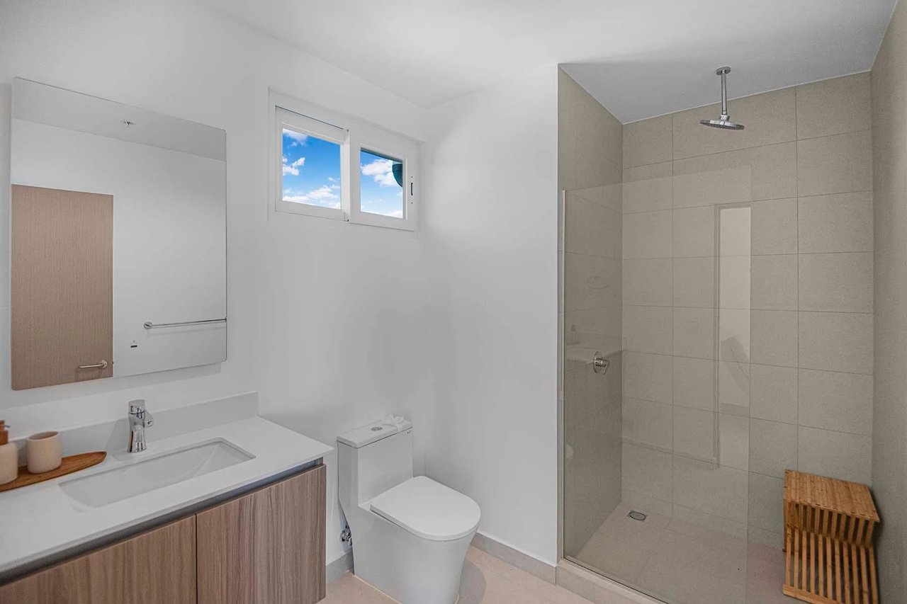 Luxury Oceanview Corner Penthouse, Jaco, Puntarenas