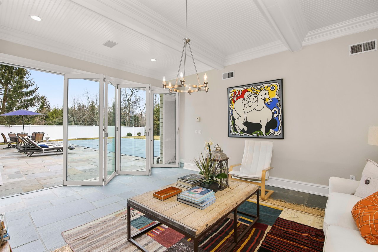 3 Glenwood Lane
