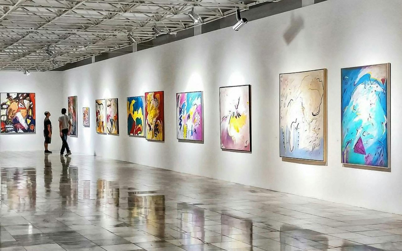 Buckhead Art & Co. is Painting to Provide Meals