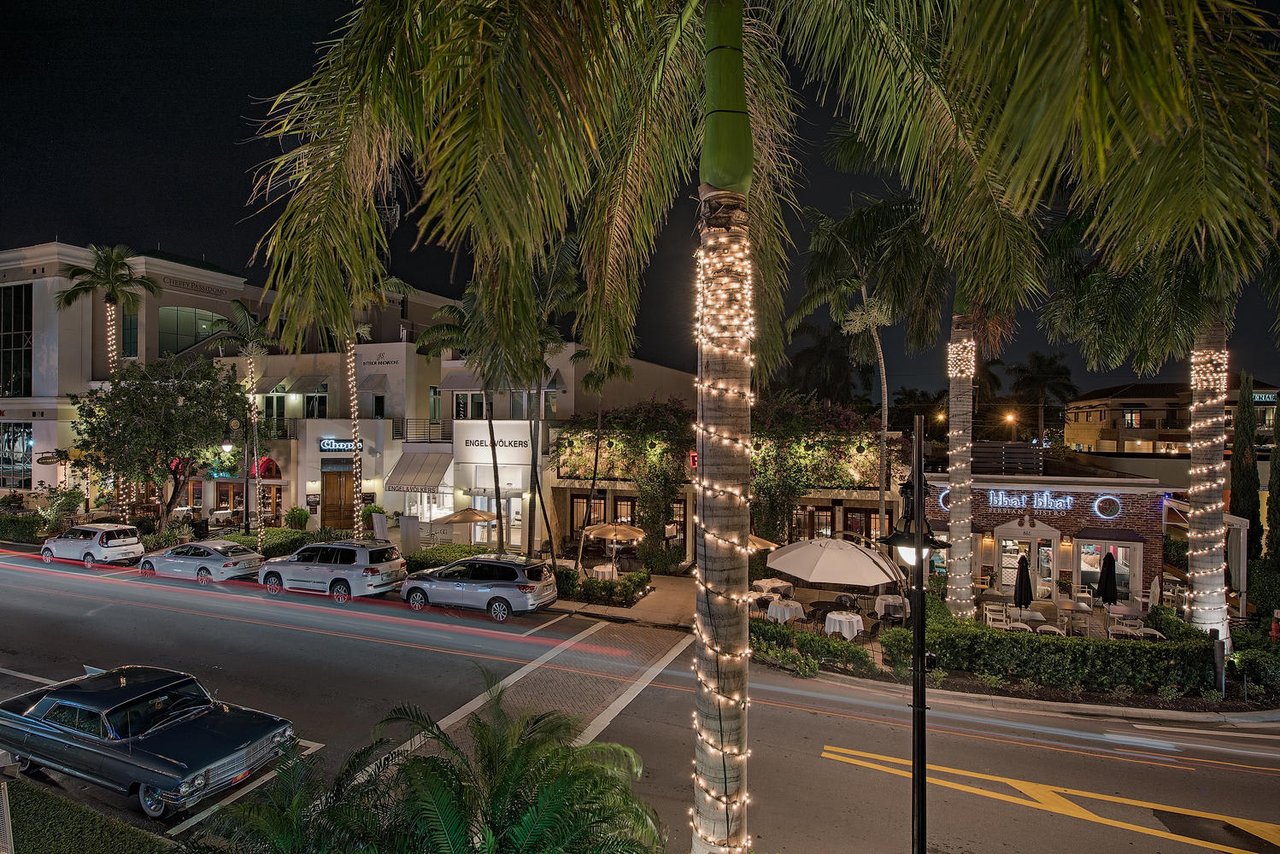 Olde Naples - Downtown