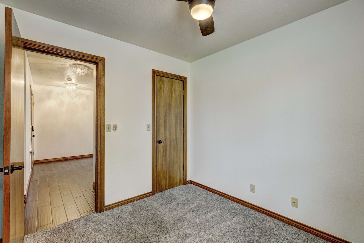 1205 Windsor Place