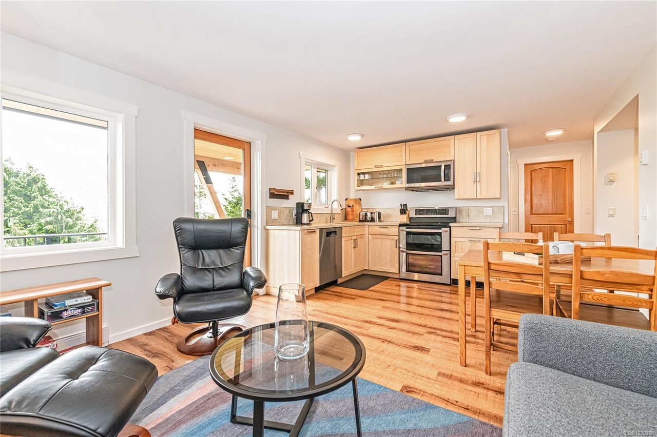 140 Mt. Baker Cres
