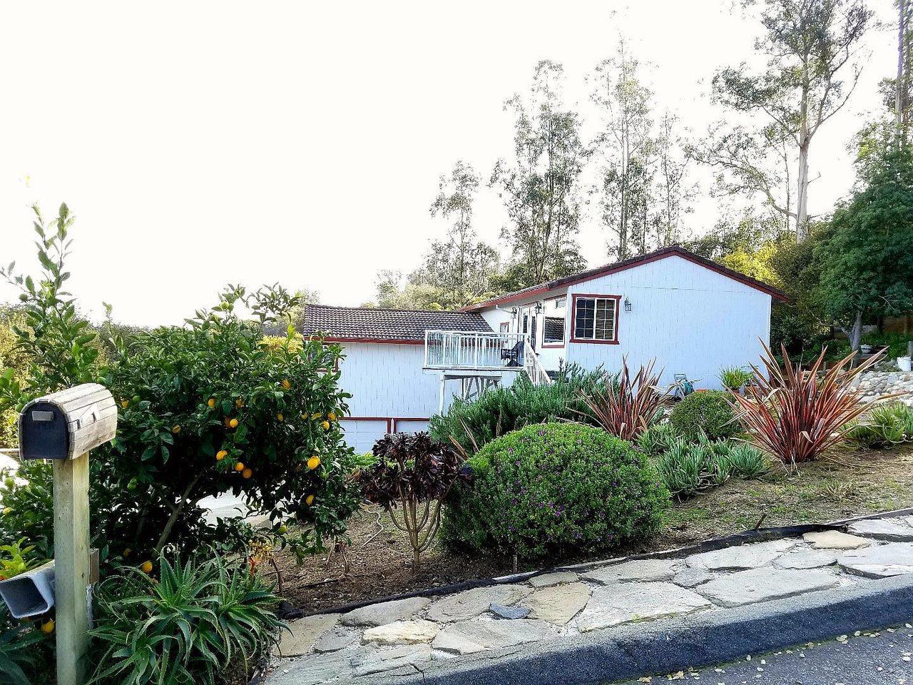 17230 Garlen Ln