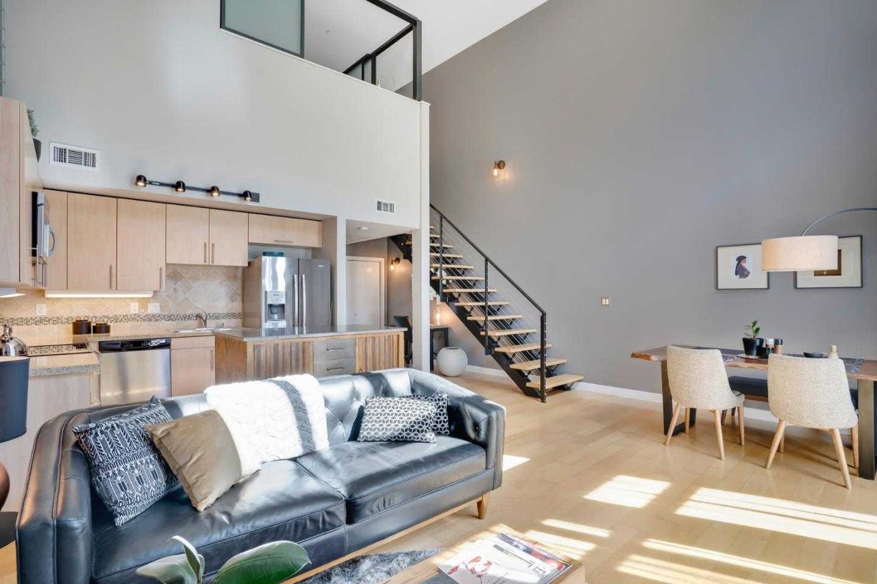88 Bush ST 2144