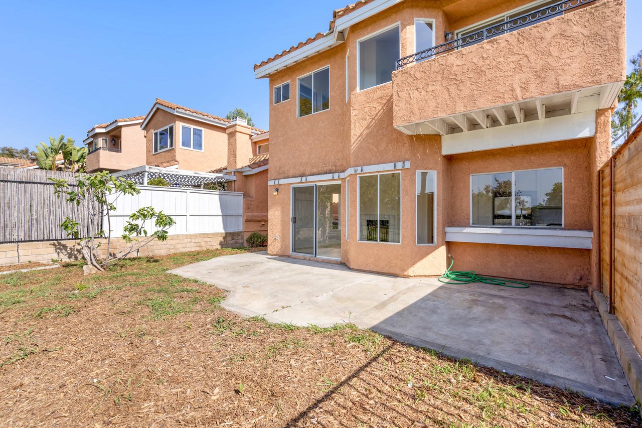 1472 Golfcrest Pl