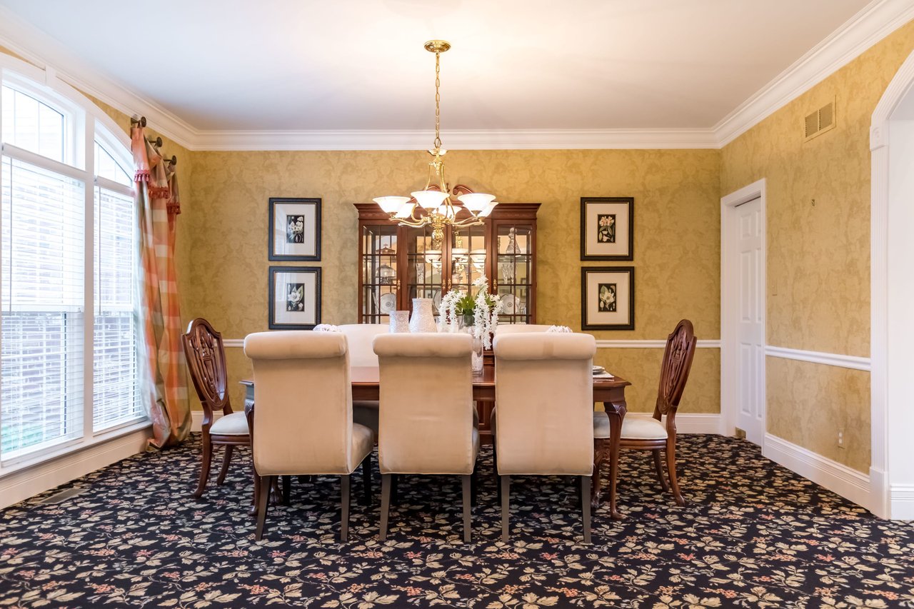 Newer Construction and Oh So Close to Chesterfield Amenities