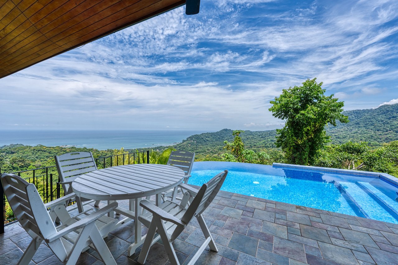 Best Views in Dominical – Home with Apartment and Infinity Pool