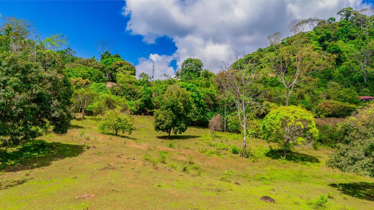 Exclusive Mountain View Building Lot, Ojochal, Puntarenas