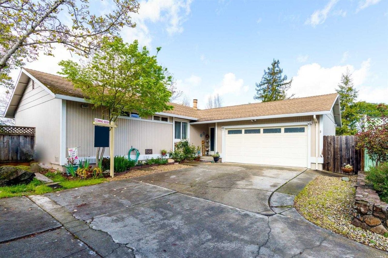 7243 Circle Drive