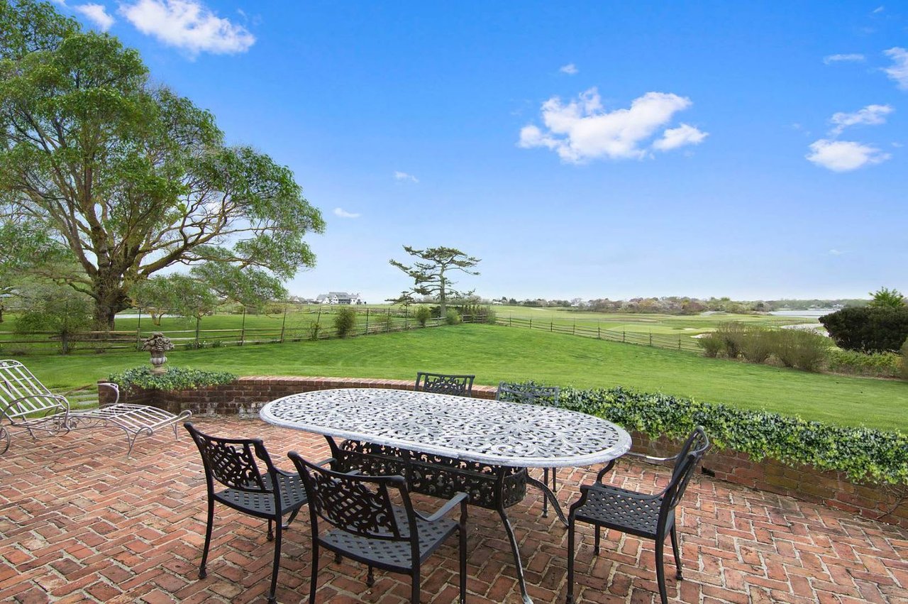 Classic East Hampton Summer Rental with Sweeping Views of Hook Pond and the Ocean