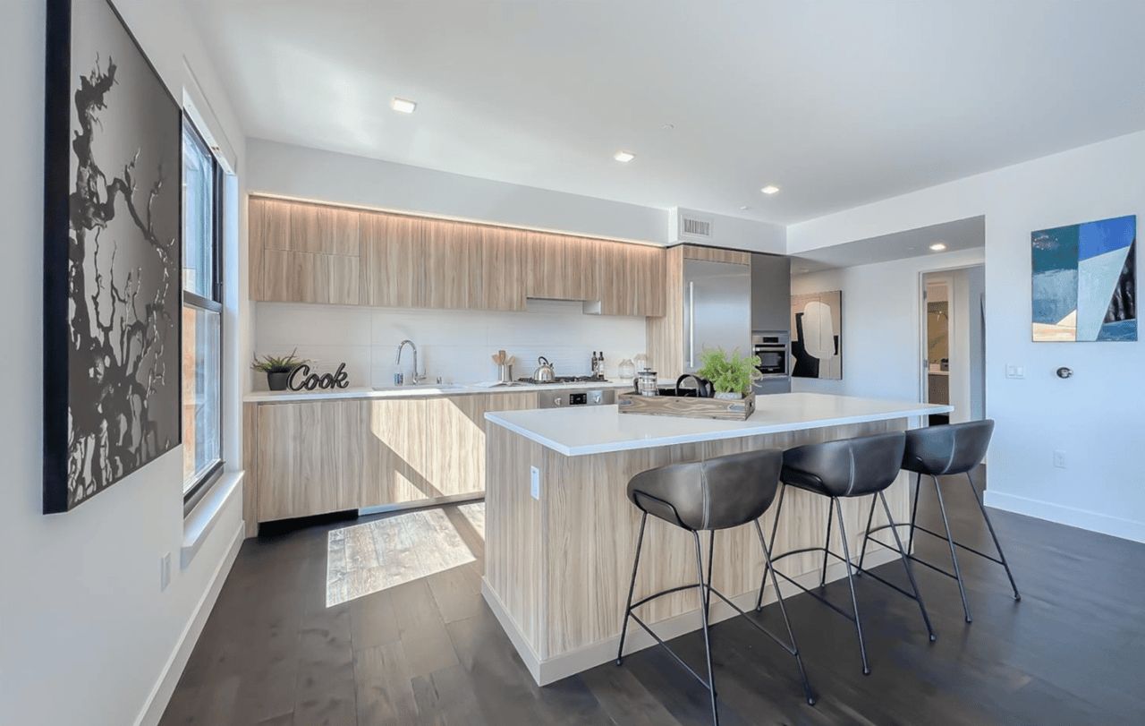 1300 22nd Street, Unit 208 