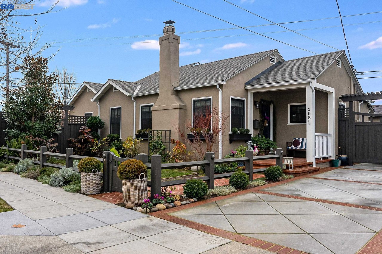 158 Maitland Dr
