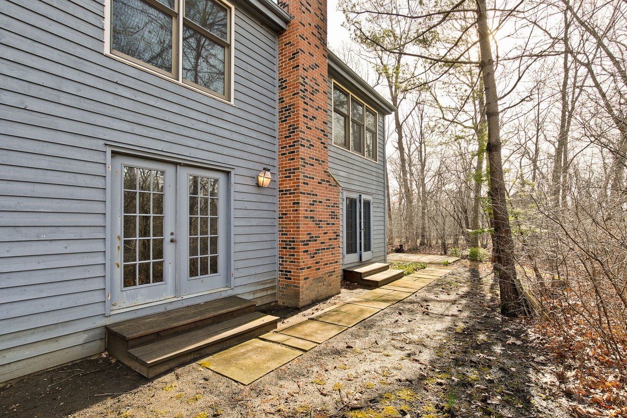 Classic Lake Bluff Tangley Oaks Home