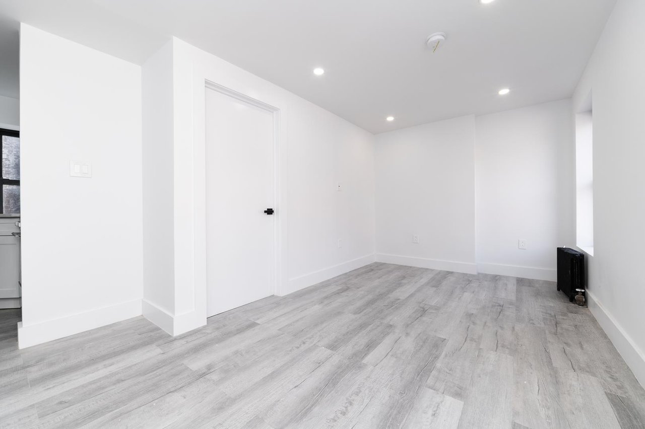 86 East 7th Street, Apt 6