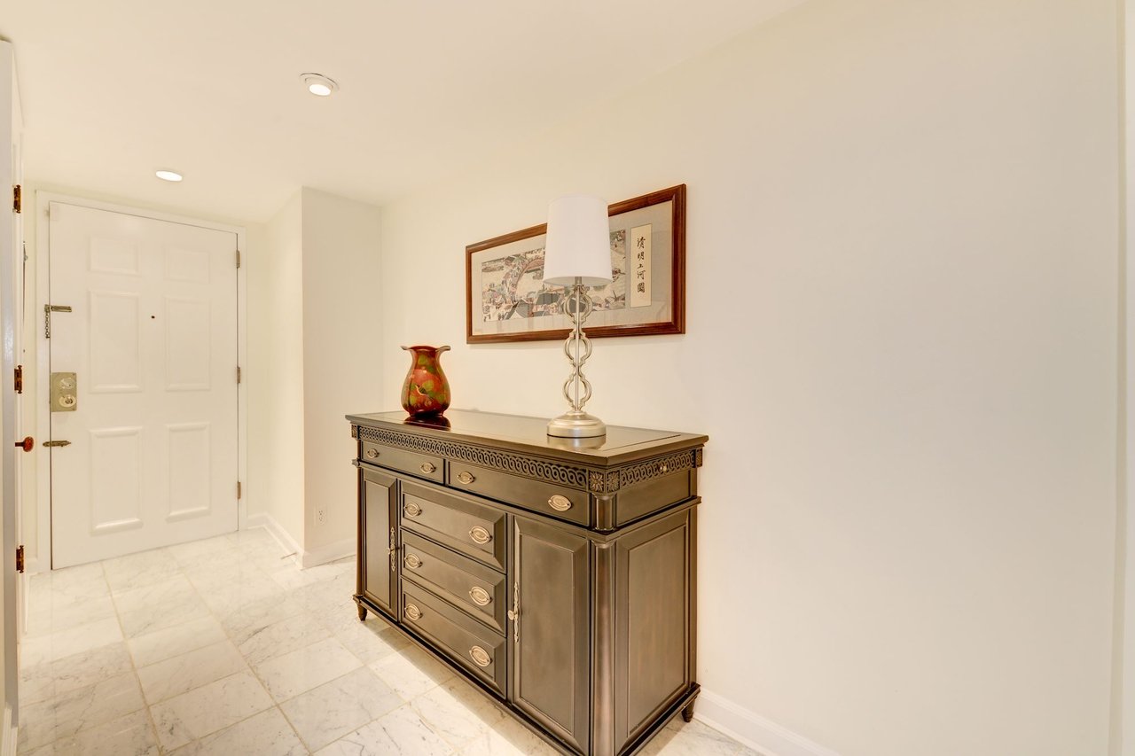 2301 Connecticut Ave NW, #2C