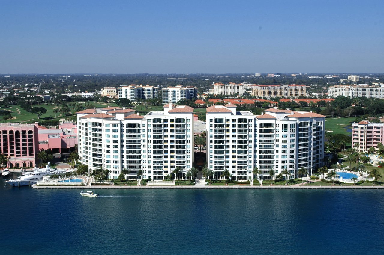 Mizner Grande