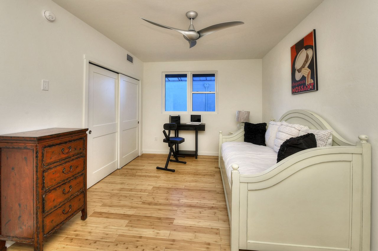 New Contemporary in Barrio Viejo