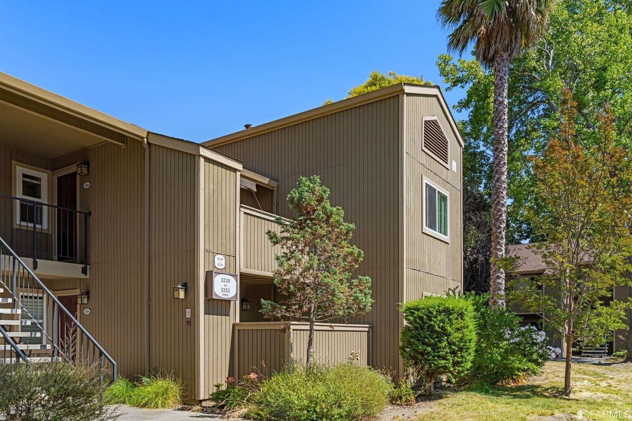3238 Red Cedar Ter