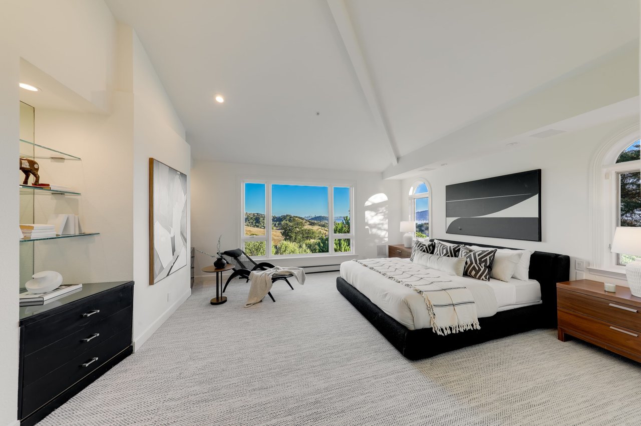 Tiburon Retreat at 7 Mariposa Court