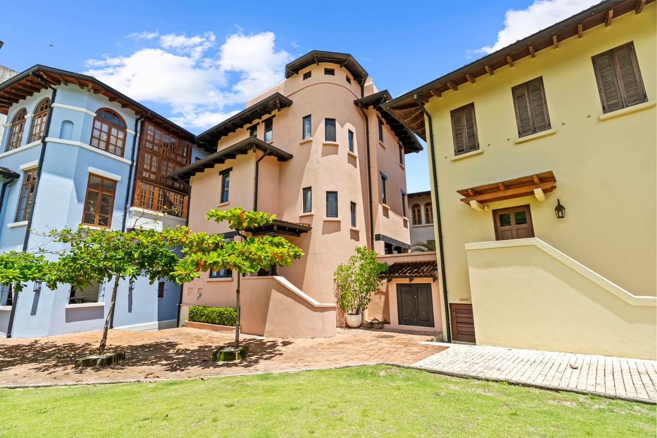 Casa Colores | Bright and Cheery Home Only a One-Minute Walk to Beach in Las Catalinas Costa Rica!