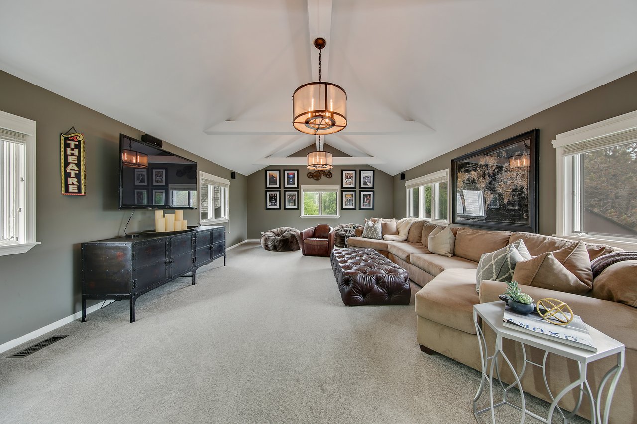 This stunning spacious home allows for the quintessential indoor/outdoor living