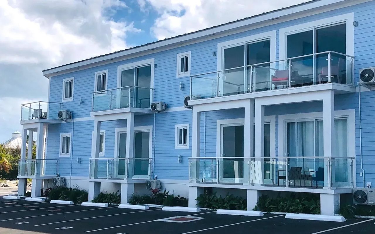 13 Miramar W, Love Beach