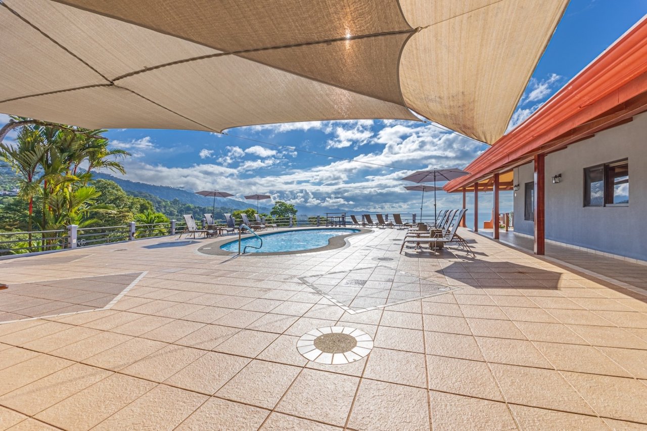 Luxury Ocean View Resort, Dominical, Puntarenas