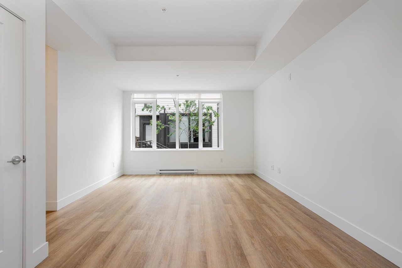 119-1306 Laval Square