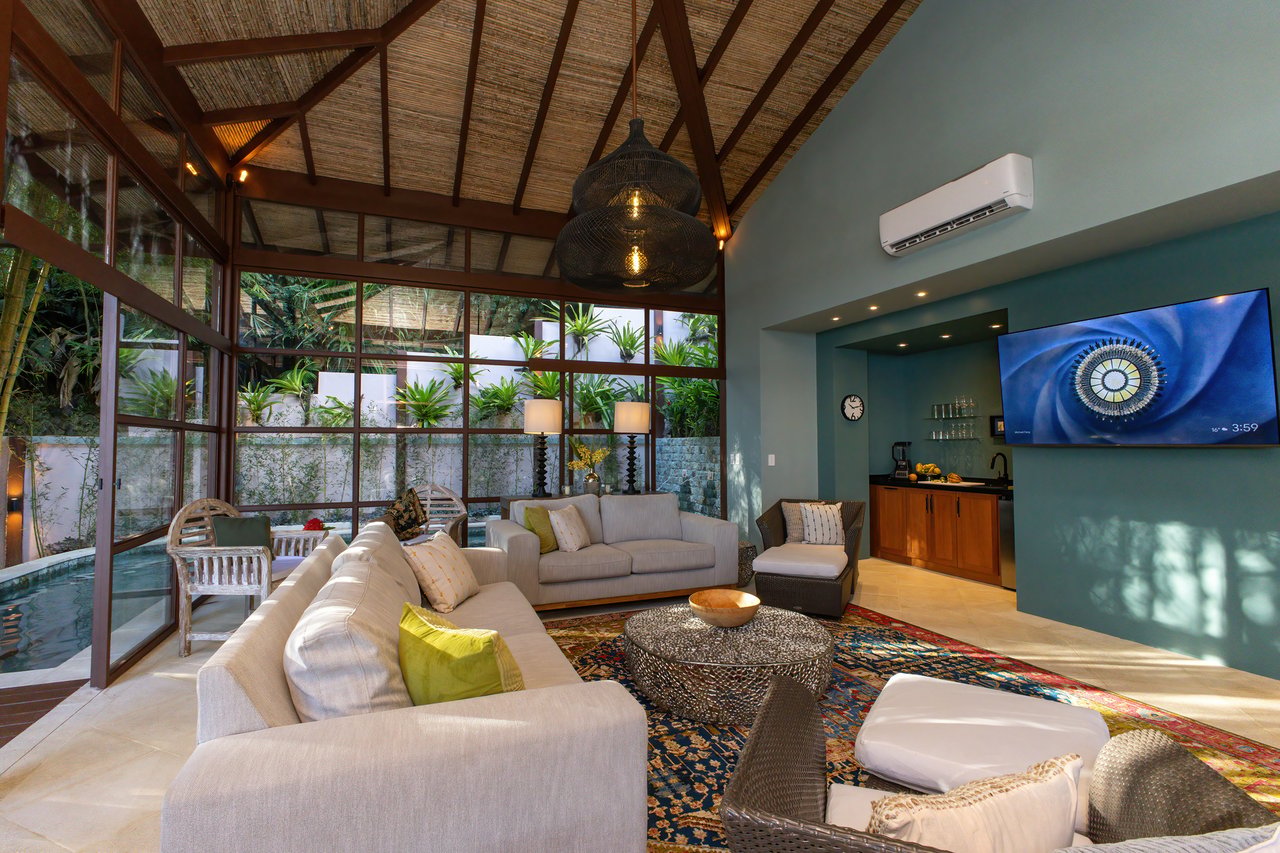 Balinese Tropical Rental Villa, Manuel Antonio, Puntarenas