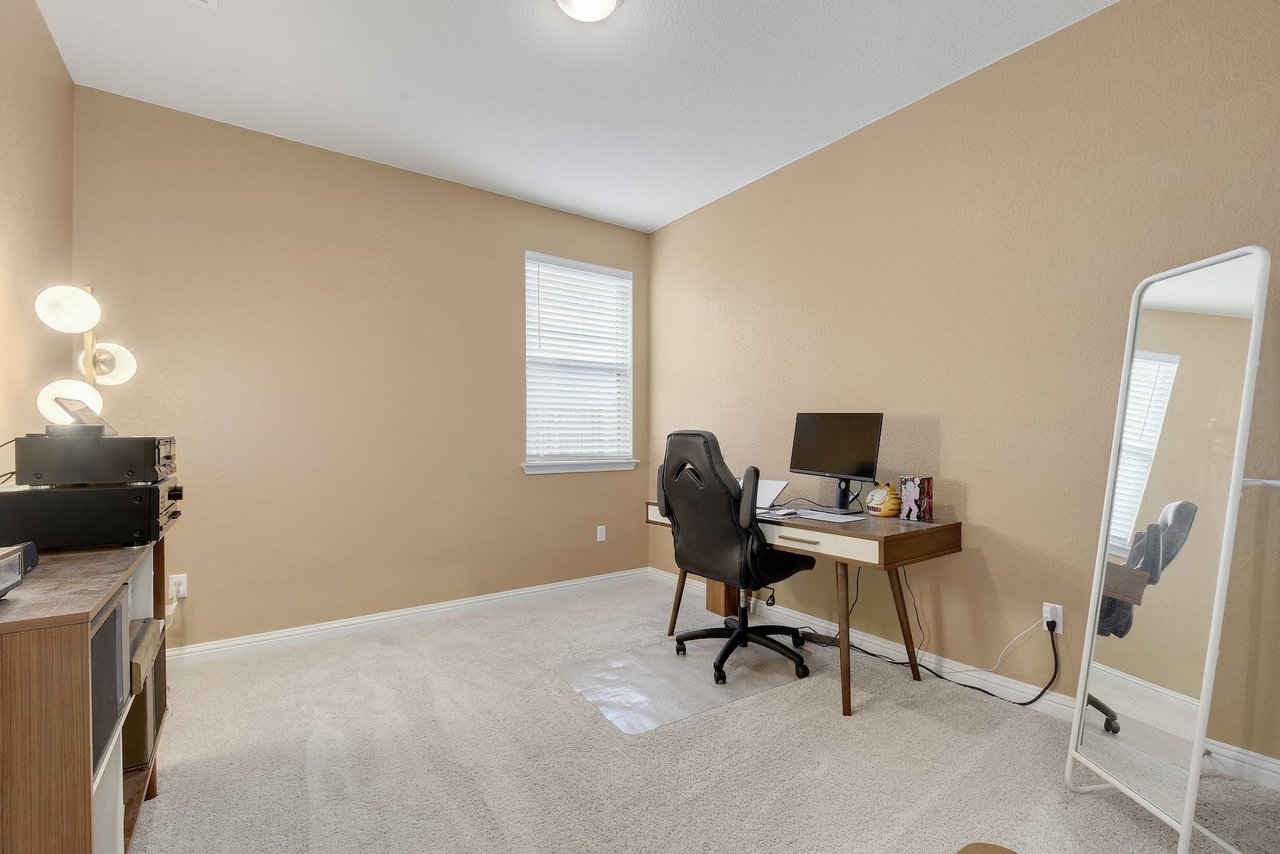 8206 Dampton Ln, Austin, Texas 78744