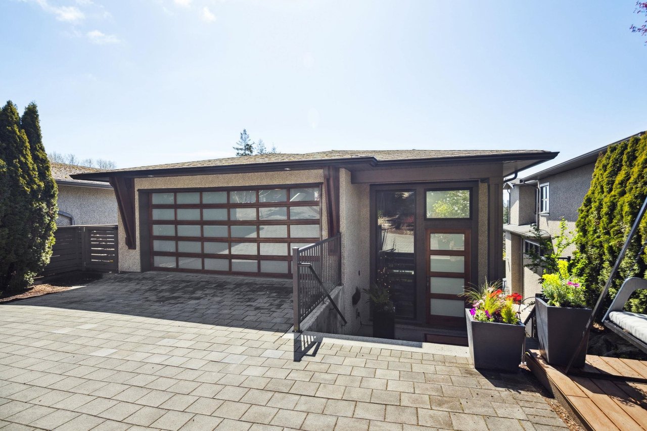 739 Westmoreland Cres