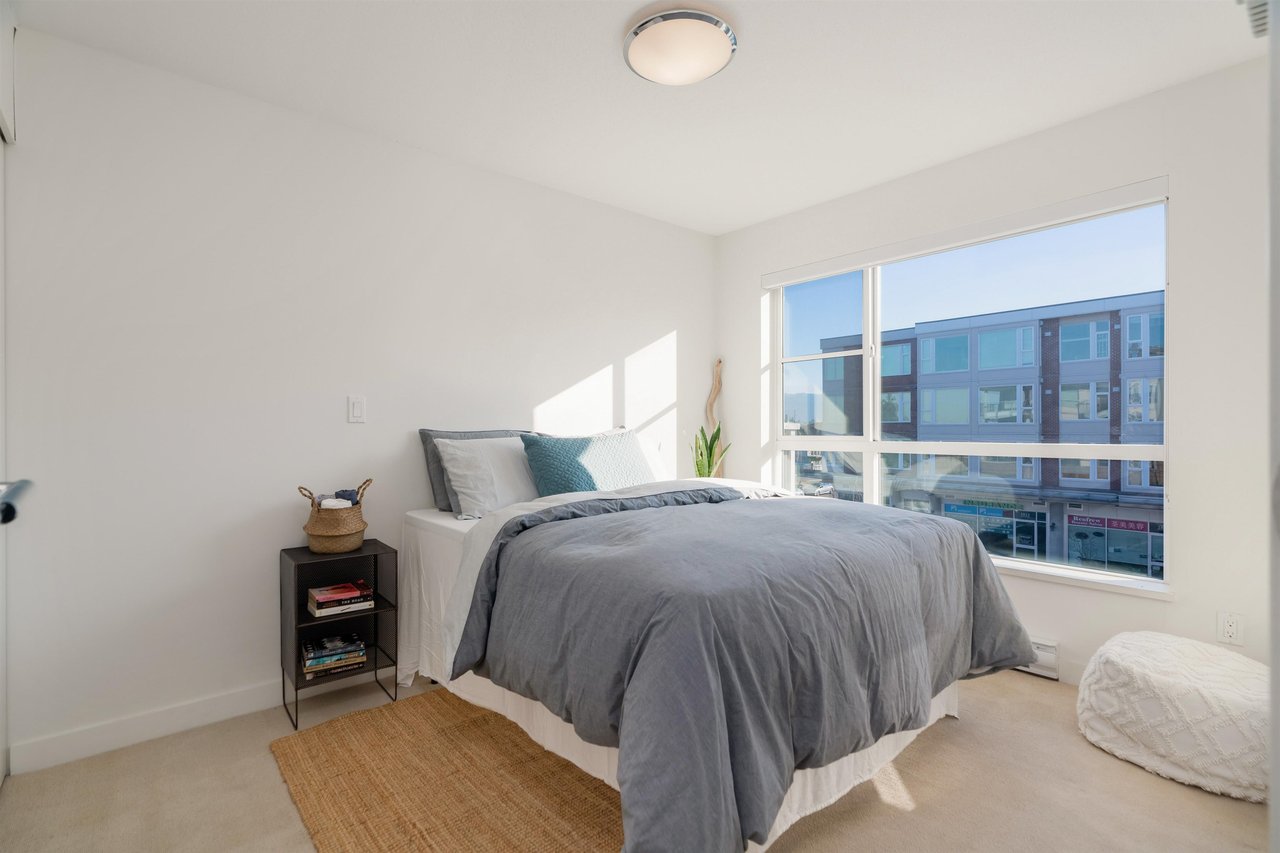 315-2888 E 2nd Ave