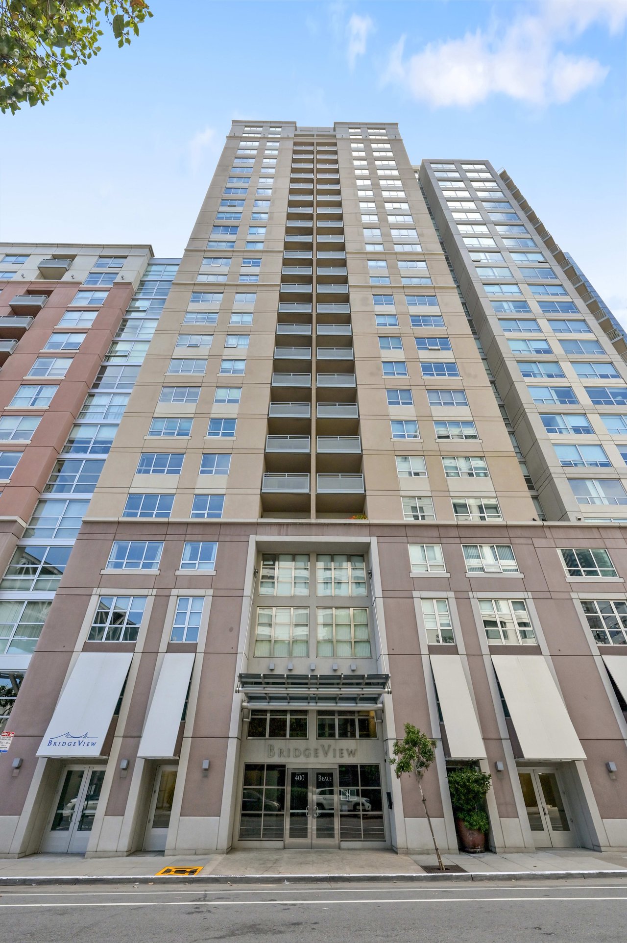 Ideal City Home At Bridgeview
