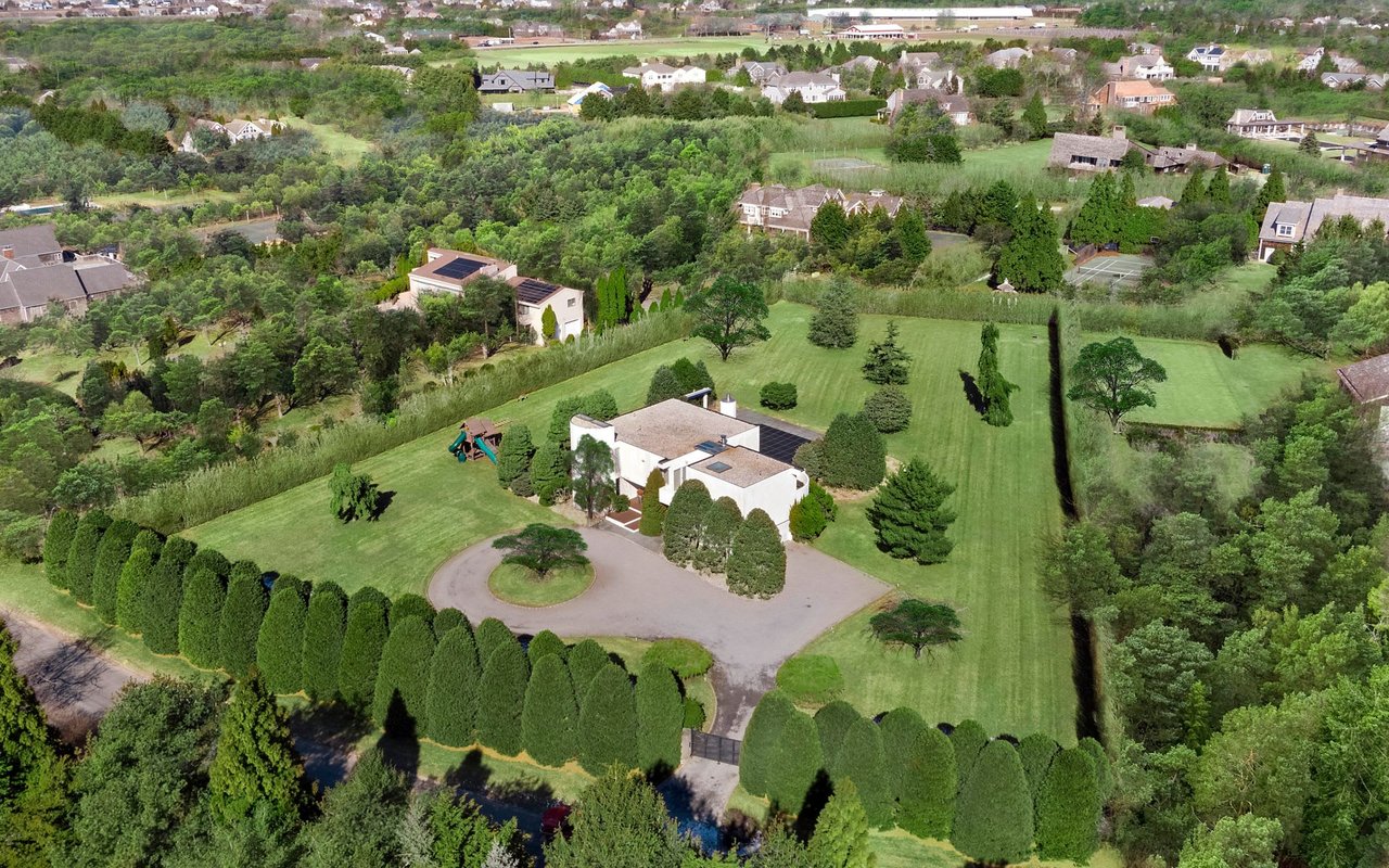 220 Flying Point Rd