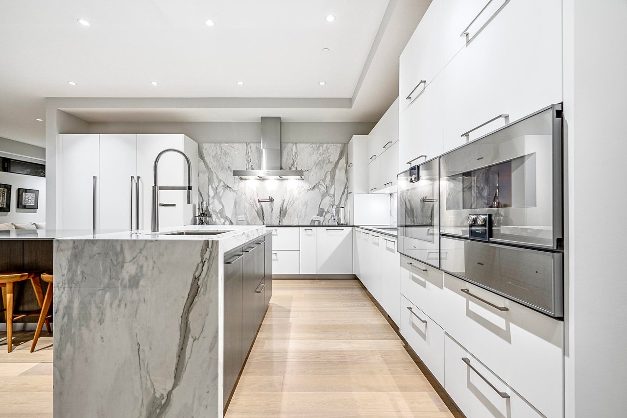 6255 St. Georges Cres