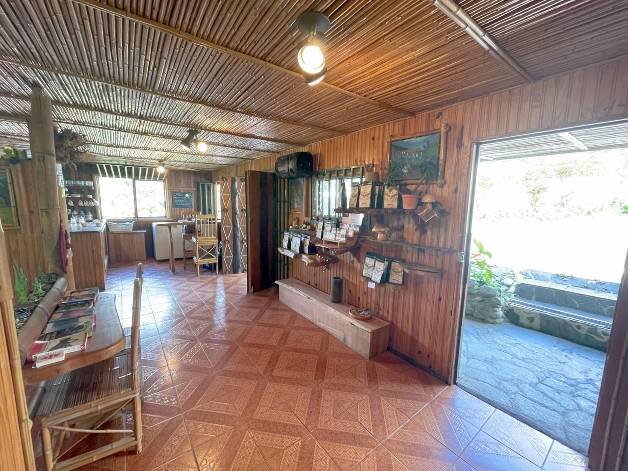 Bird Sanctuary Mountain Cabin, Perez Zeledon, San Jose