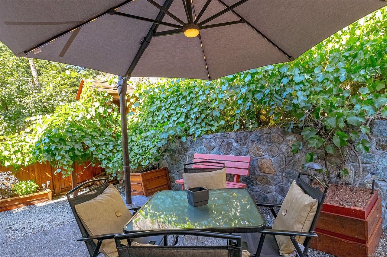 577 Kingsview Ridge