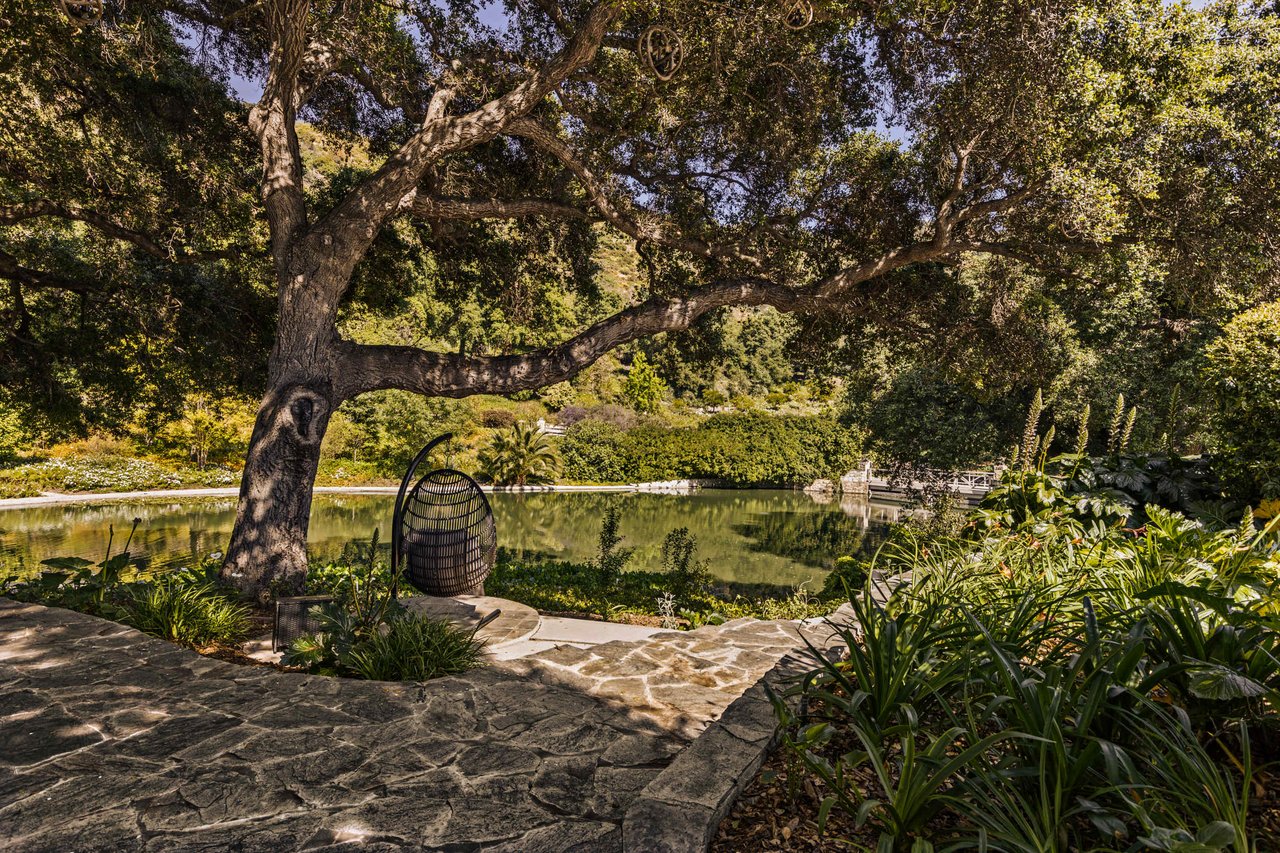 Mandeville Canyon