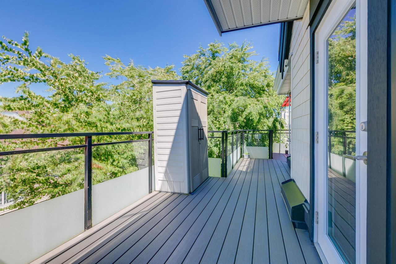 PH1-2405 Kamloops Street, Vancouver