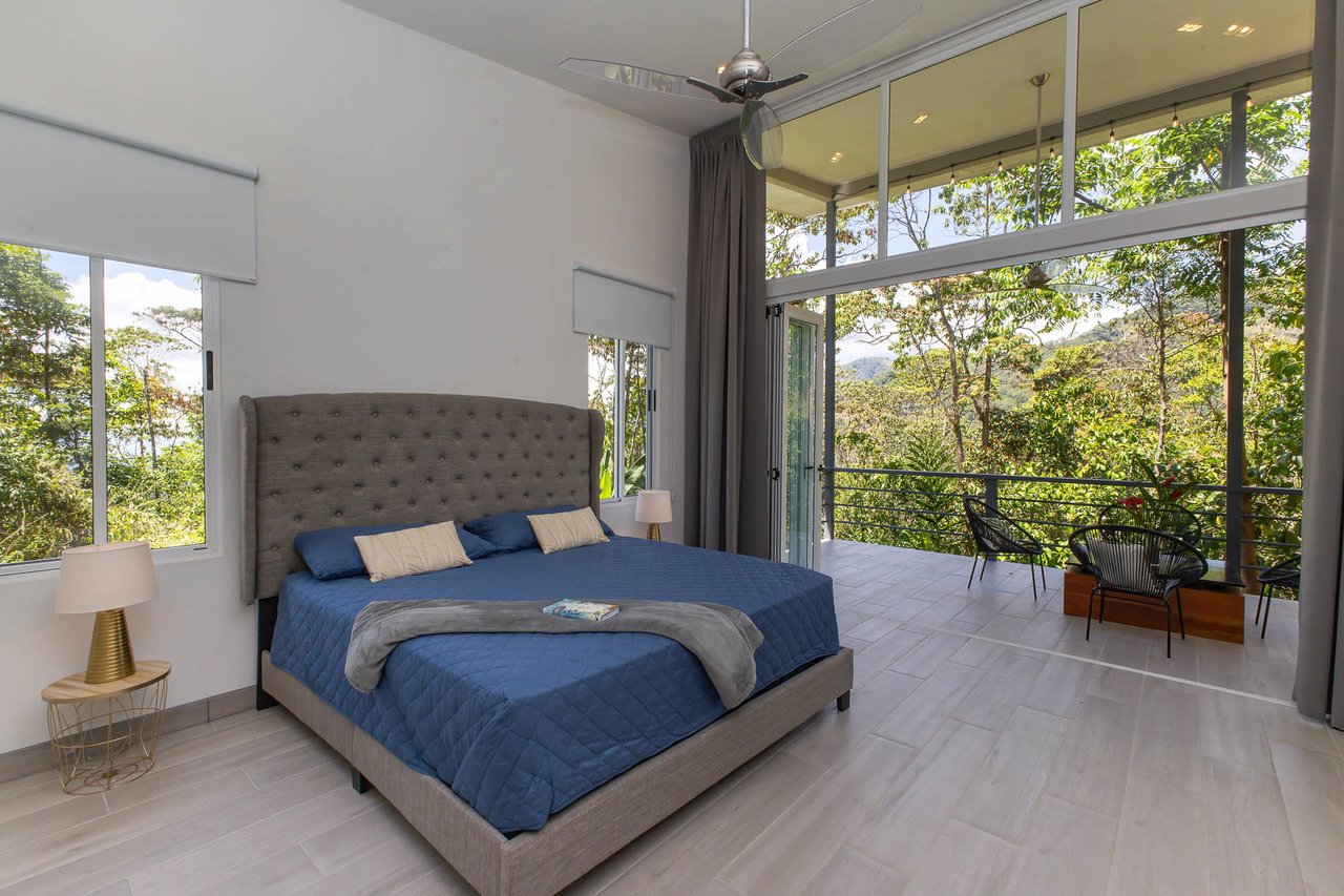 Luxurious Mountain Villa Retreat, Perez Zeledon, San Jose