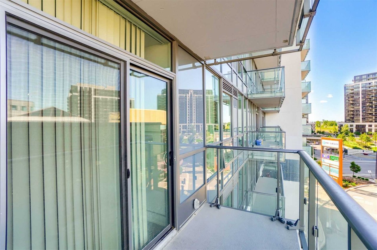 10 De Boers Dr Unit: 502