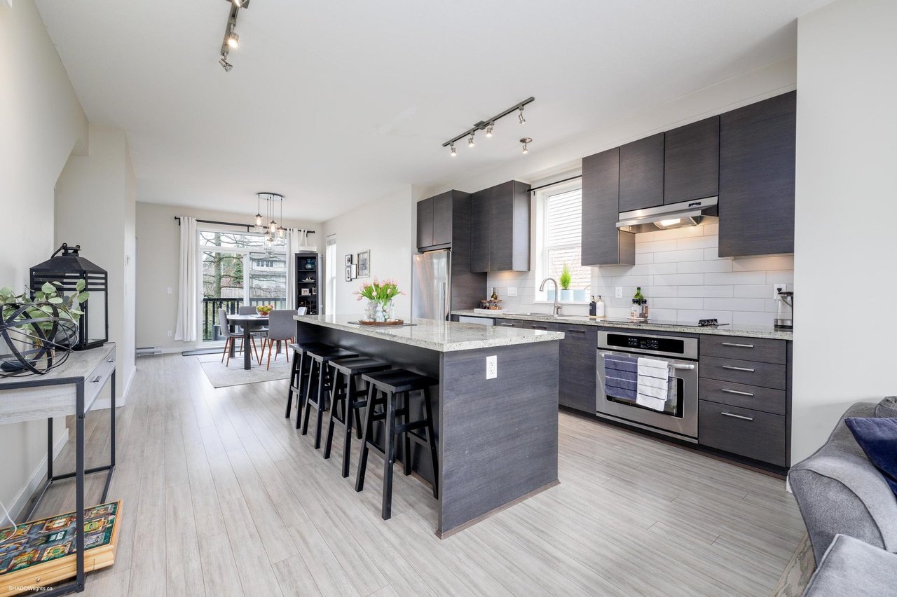 54-10489 Delsom Cres