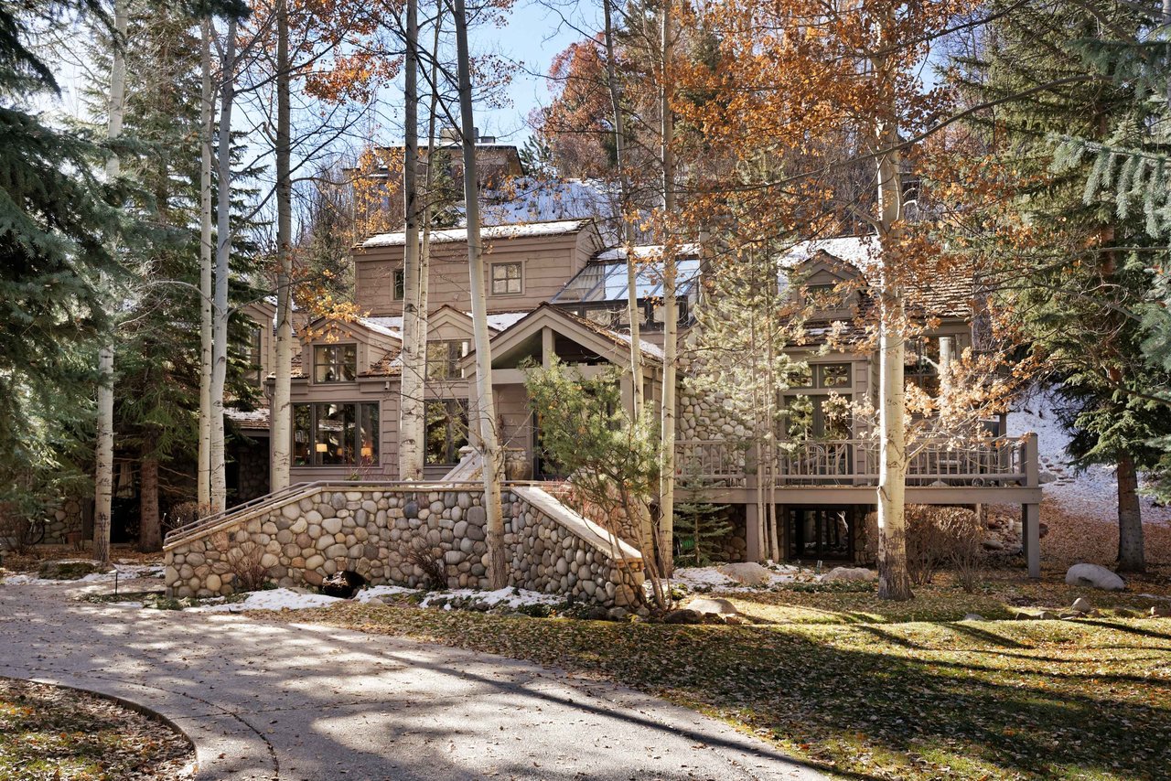 Peaceful One-Bedroom Guest House in Aspen!