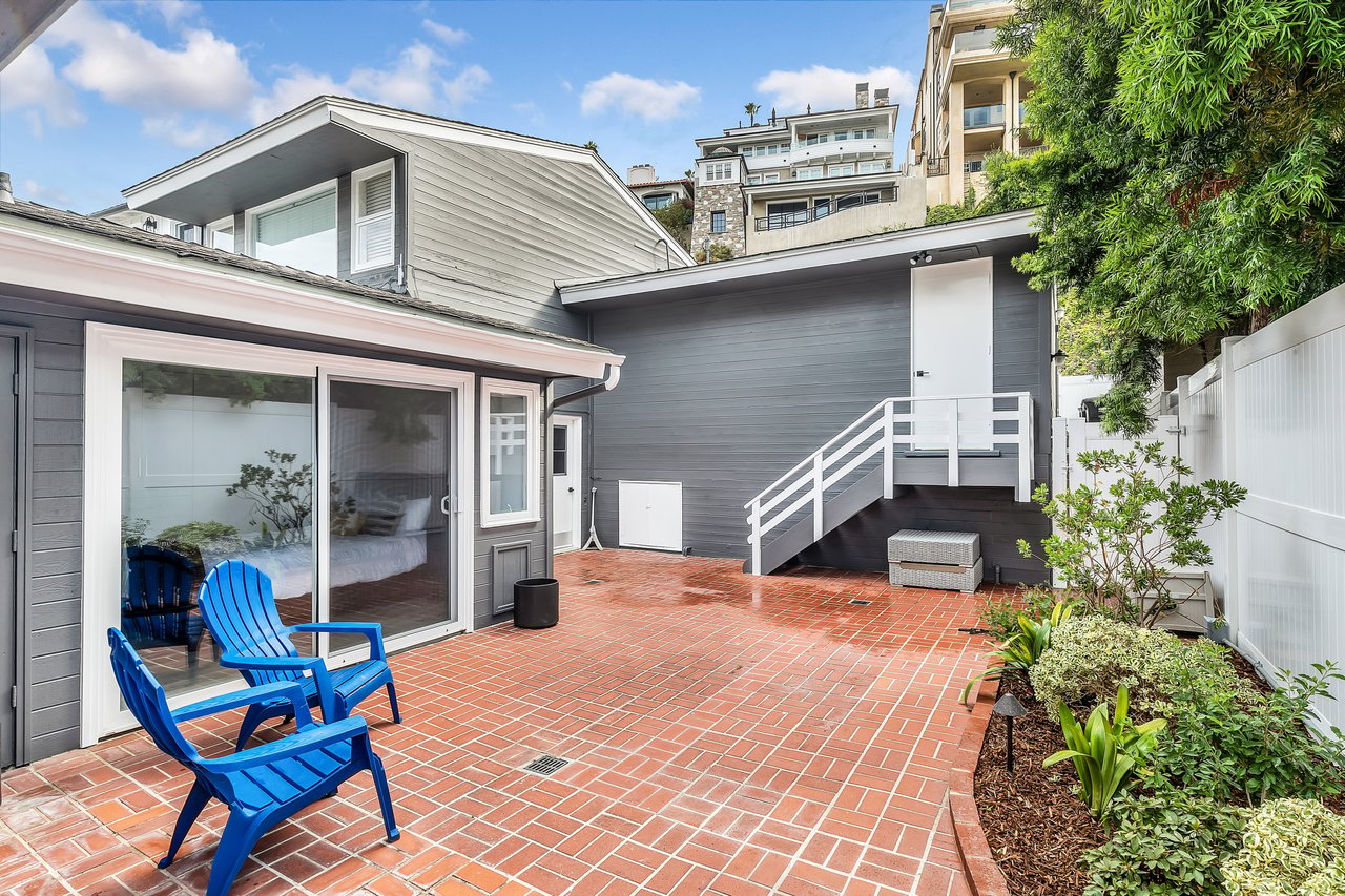 2307 Bayside Drive